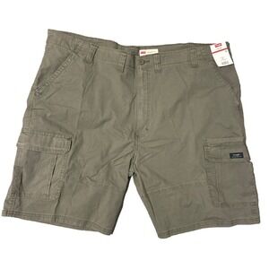 NWT Wrangler Cargo Shorts Men's 48 Five‎ Star Relaxed Fit Epic Soft Flex Green